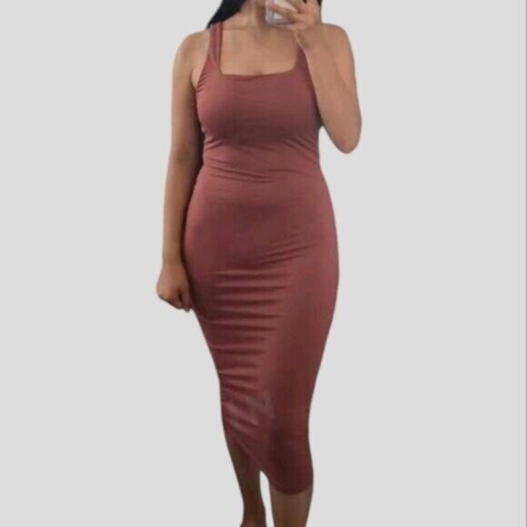 New Mauve Stretchy Square Neckline Sexy Midi Dress- Size M - Picture 4 of 8